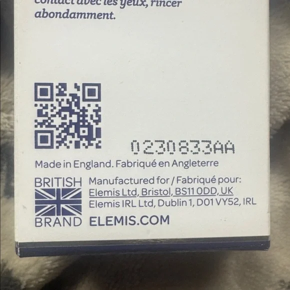 ELEMIS Peptide4 Eye Cream - White and Blue Packaging - Picture 7 of 7